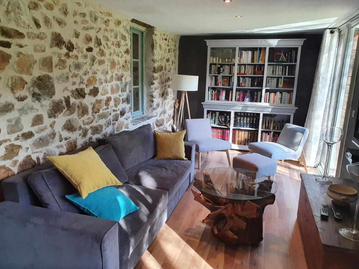 Gite De La Genevriere Saint-Chamant Eksteriør billede